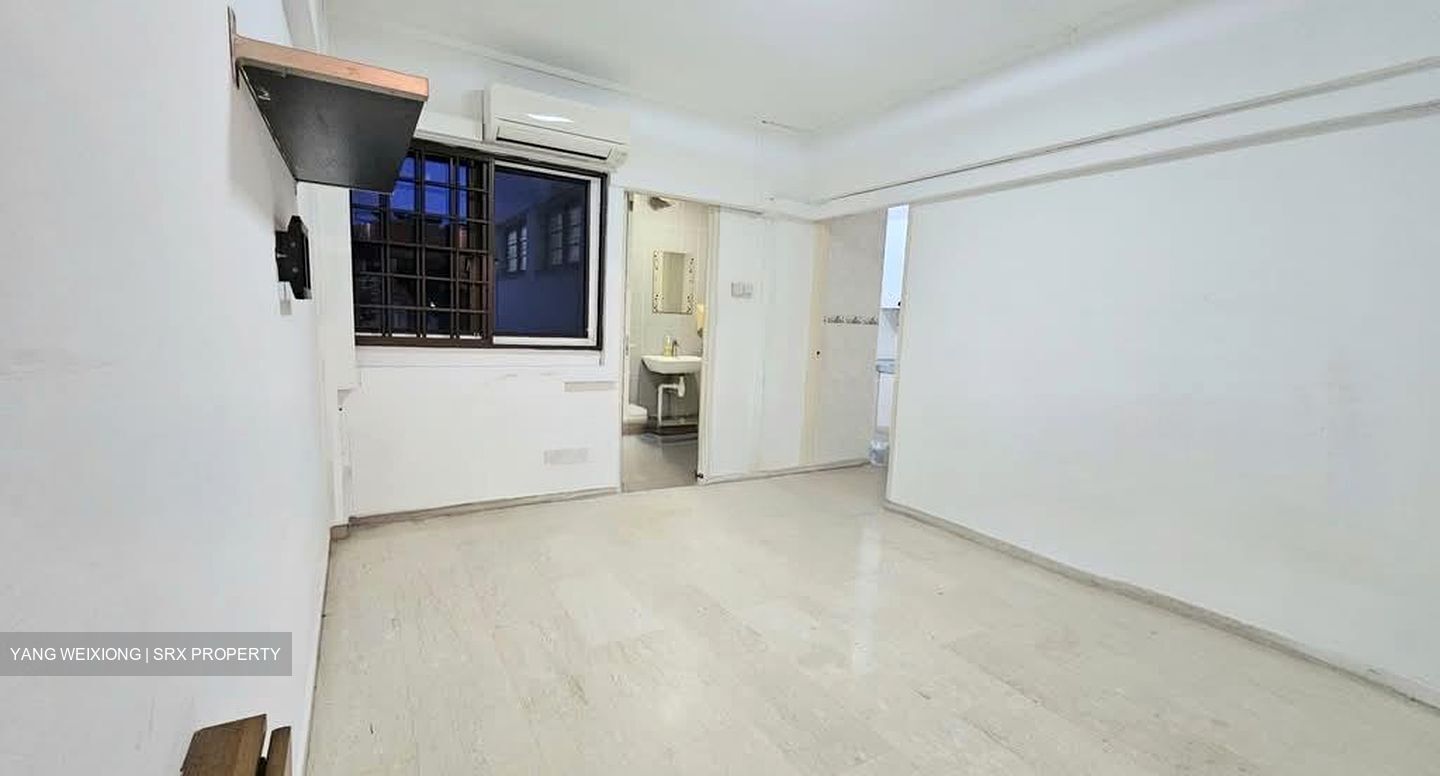 Blk 138 Tampines Street 11 (Tampines), HDB Executive #557943521